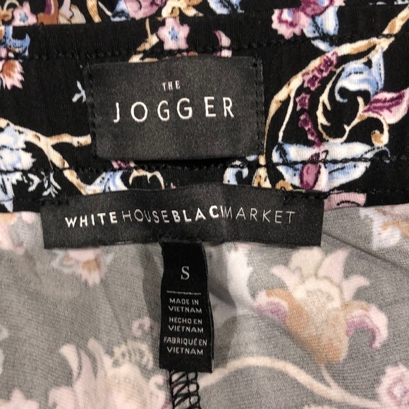WHITE House Black Market Joggers Size Small - Picture 11 of 12